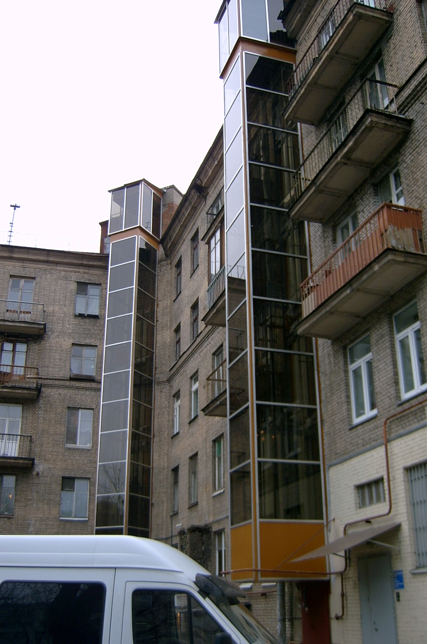 Монтаж лифта в Санкт Петербурге